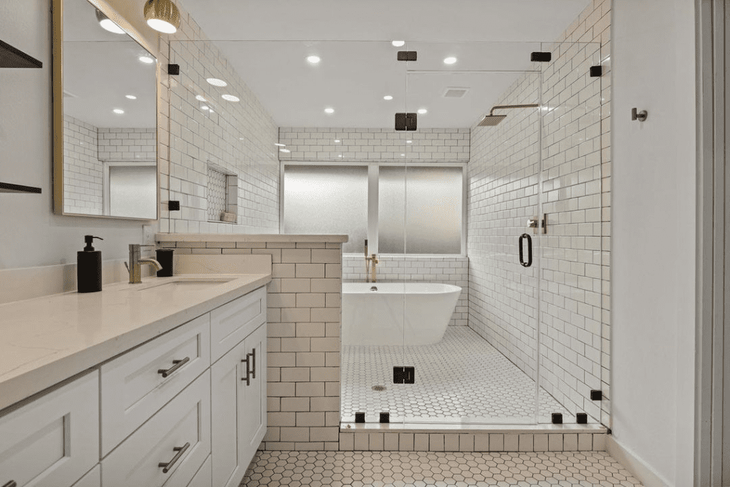 A master bathroom